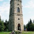 Rozhledna na vrcholu Žalého (autor Jiří Erben, Wikimedia)